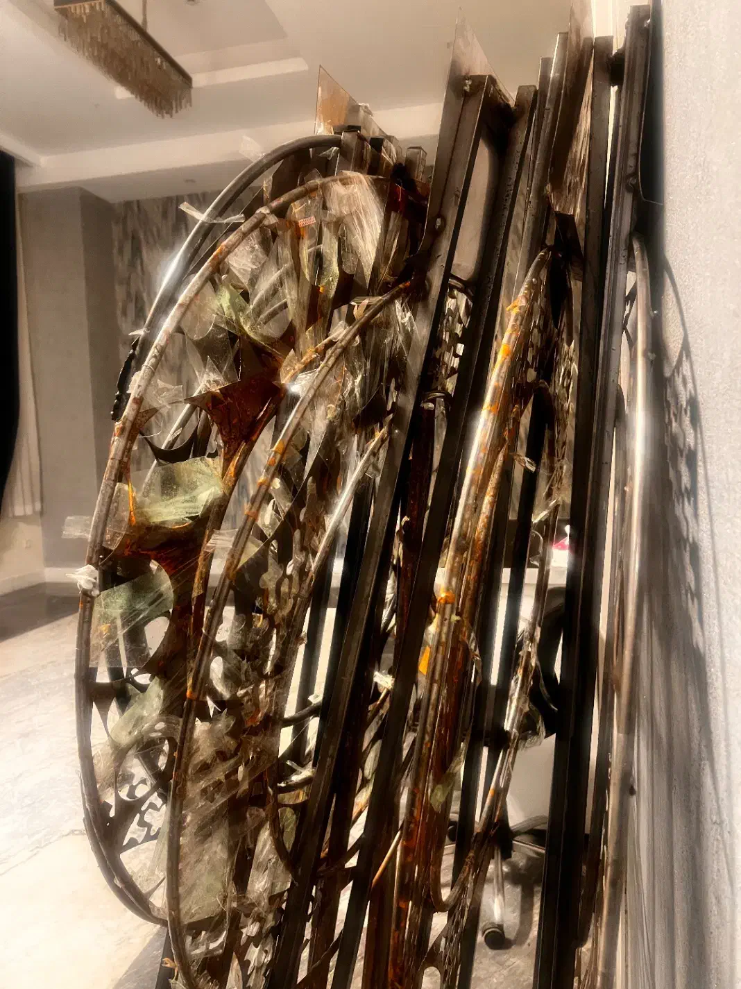 ۷ عدد پایه آهنی تاج گل|گل و گیاه طبیعی|تهران, اختیاریه|دیوار