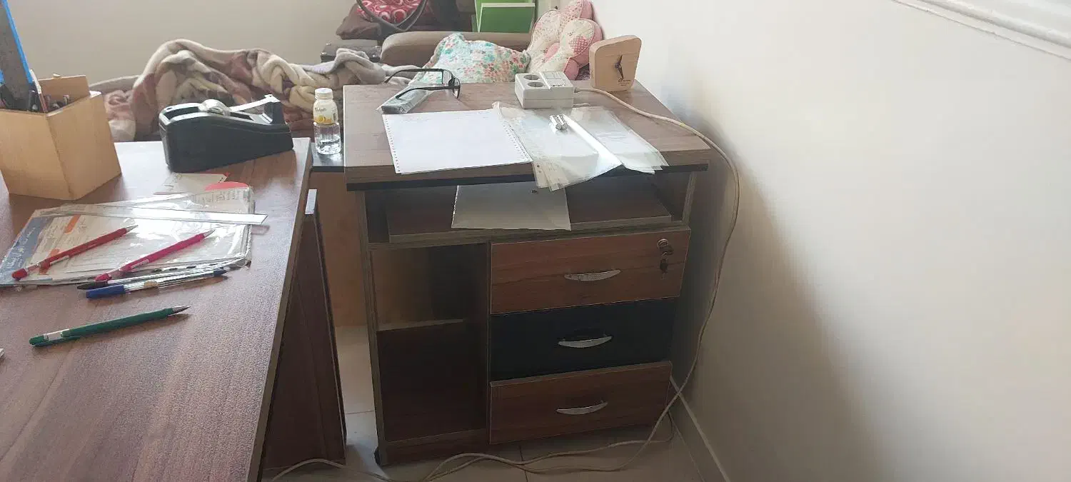 میز مدیریتی و کنسول کناره کشو دار|مبلمان اداری|شهریار, شهرک وائین|دیوار