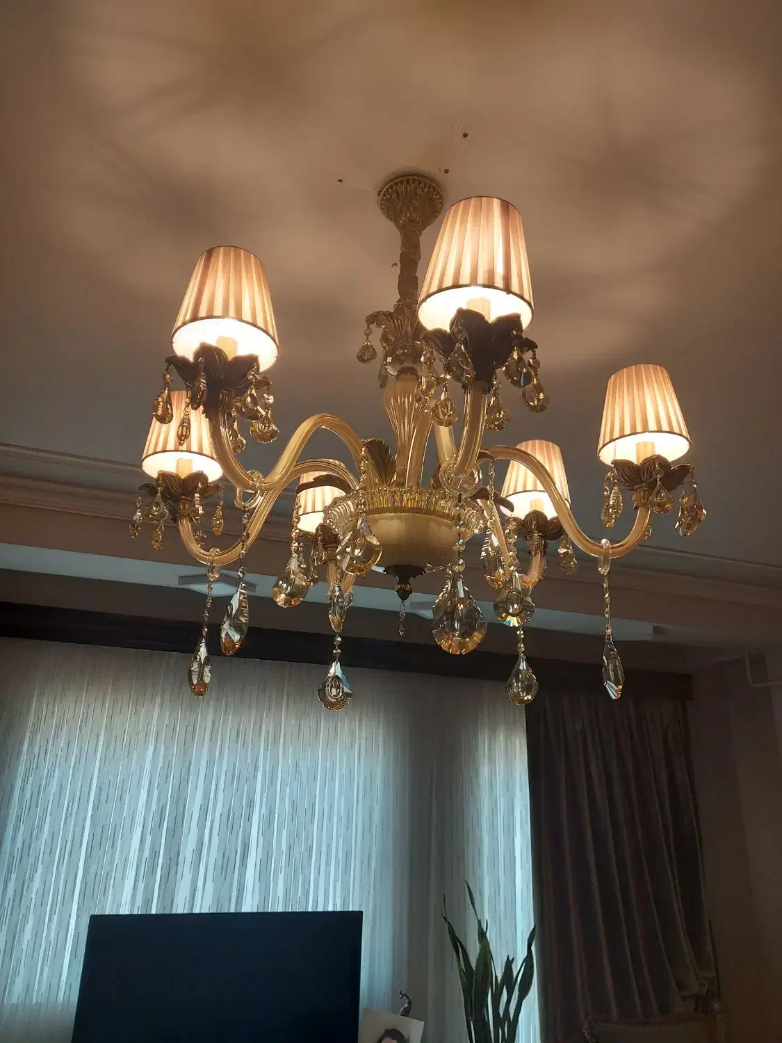 لوستر برنز در حد نو|لوستر و چراغ آویز|آمل, |دیوار