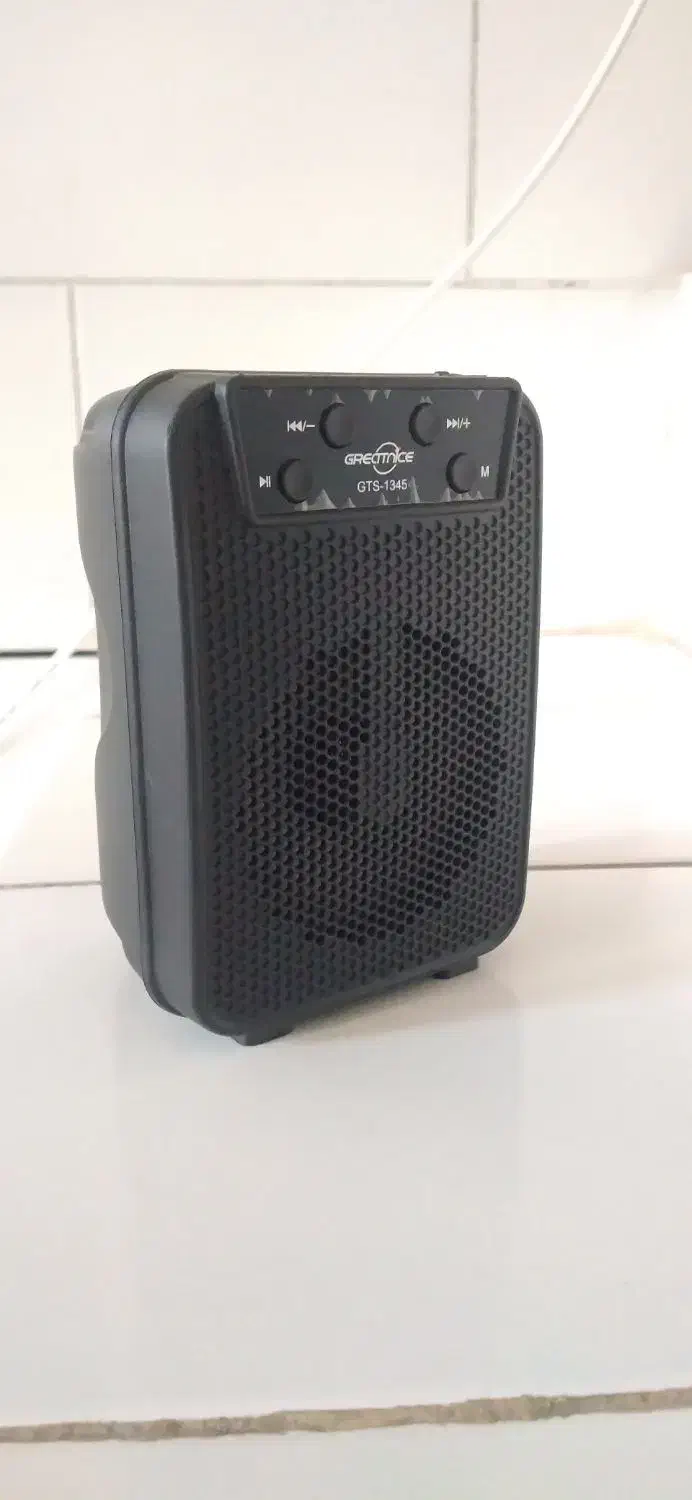 اسپیکر(باند)|پخشکننده همراه|کاشان, ولیعصر|دیوار