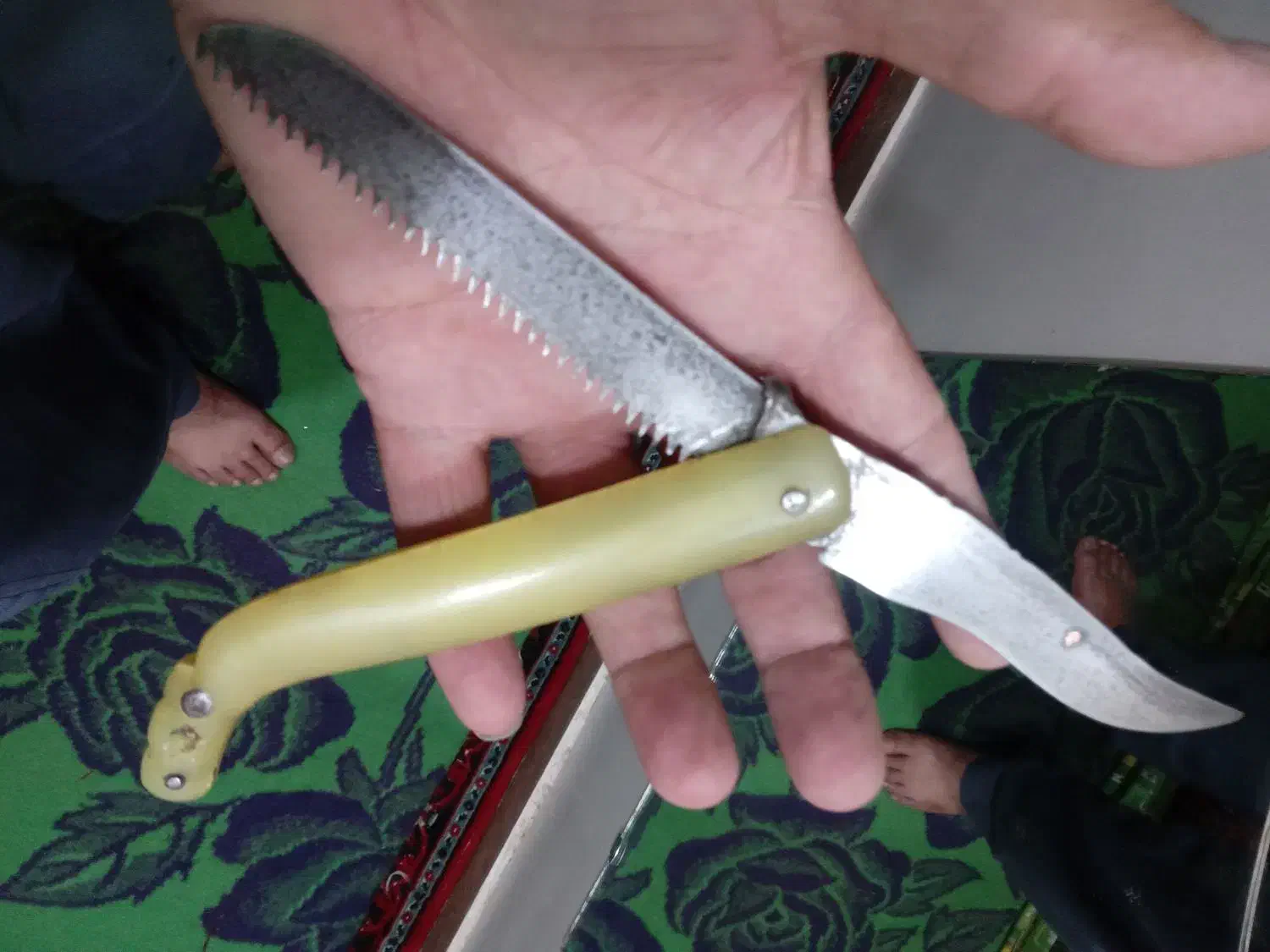 چاقو صاحب دار|کلکسیون اشیاء عتیقه|فارسان, |دیوار