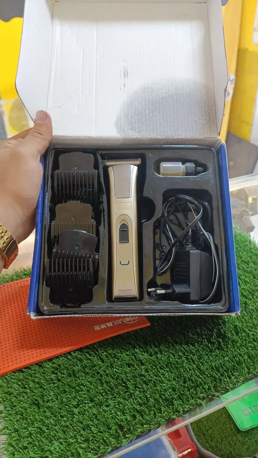 ریش تراش در حد نو|آرایشی، بهداشتی، درمانی|سبزوار, طبرسی (جعفرآباد)|دیوار