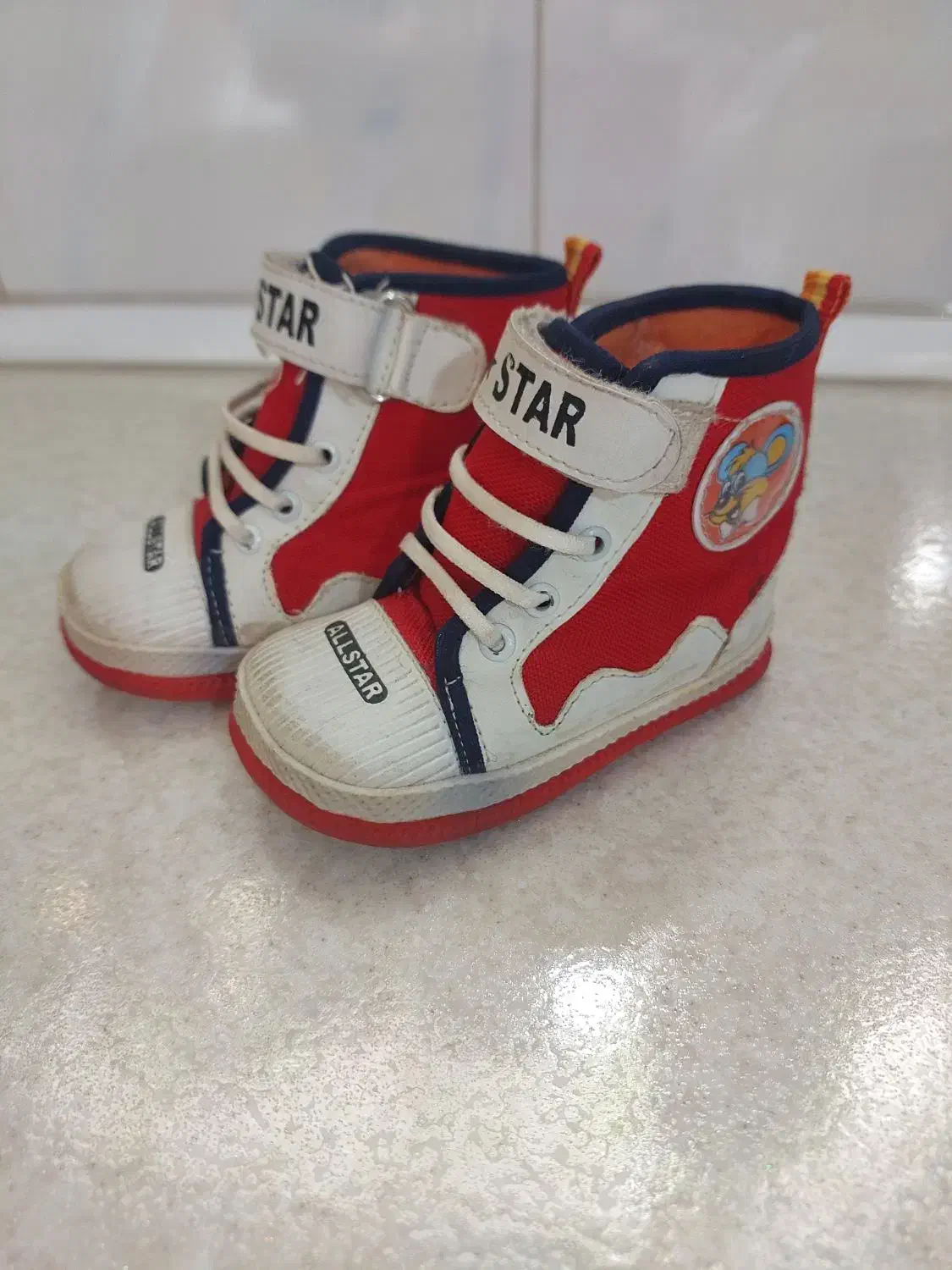 بوت بچه گانه|کفش و لباس بچه|بروجرد, |دیوار