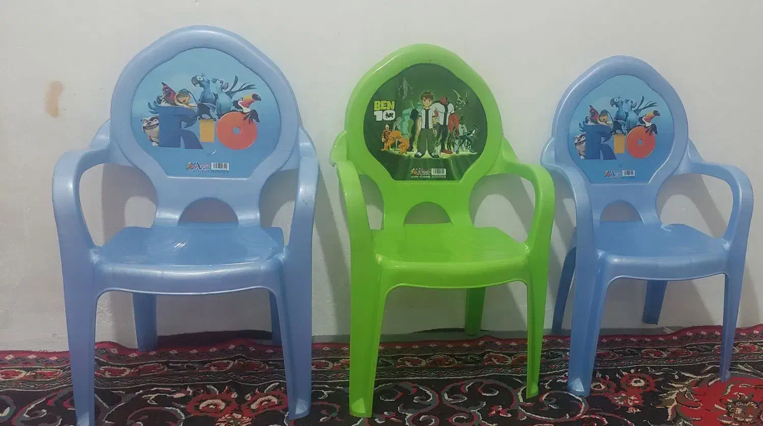 صندلی کودک برای مهدکودک وخانه|تخت و صندلی بچه|اهر, |دیوار