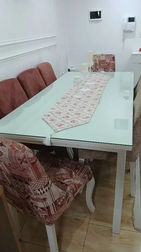 میز و صندلی غذا خوری|میز و صندلی غذاخوری|فردیس, منظریه|دیوار