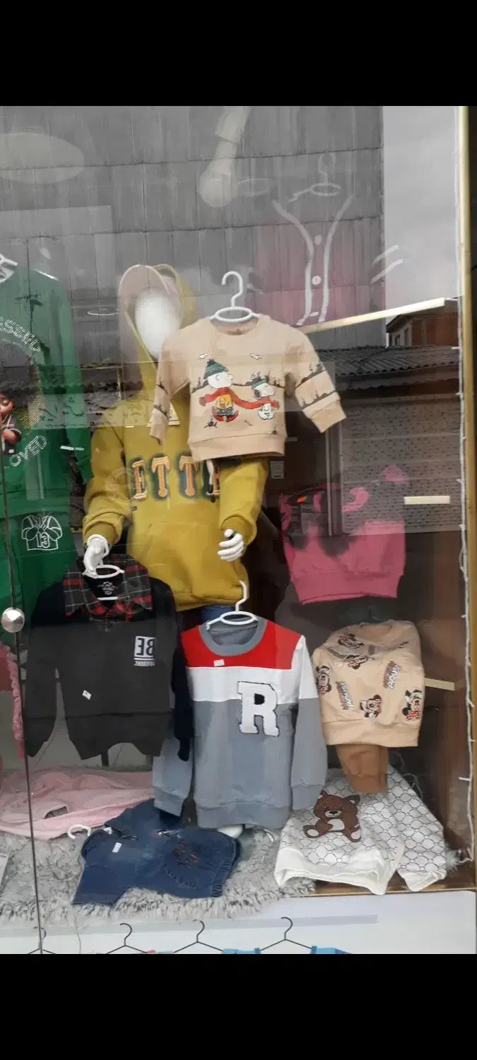 مانکن|فروشگاه و مغازه|رشت, معلولین|دیوار