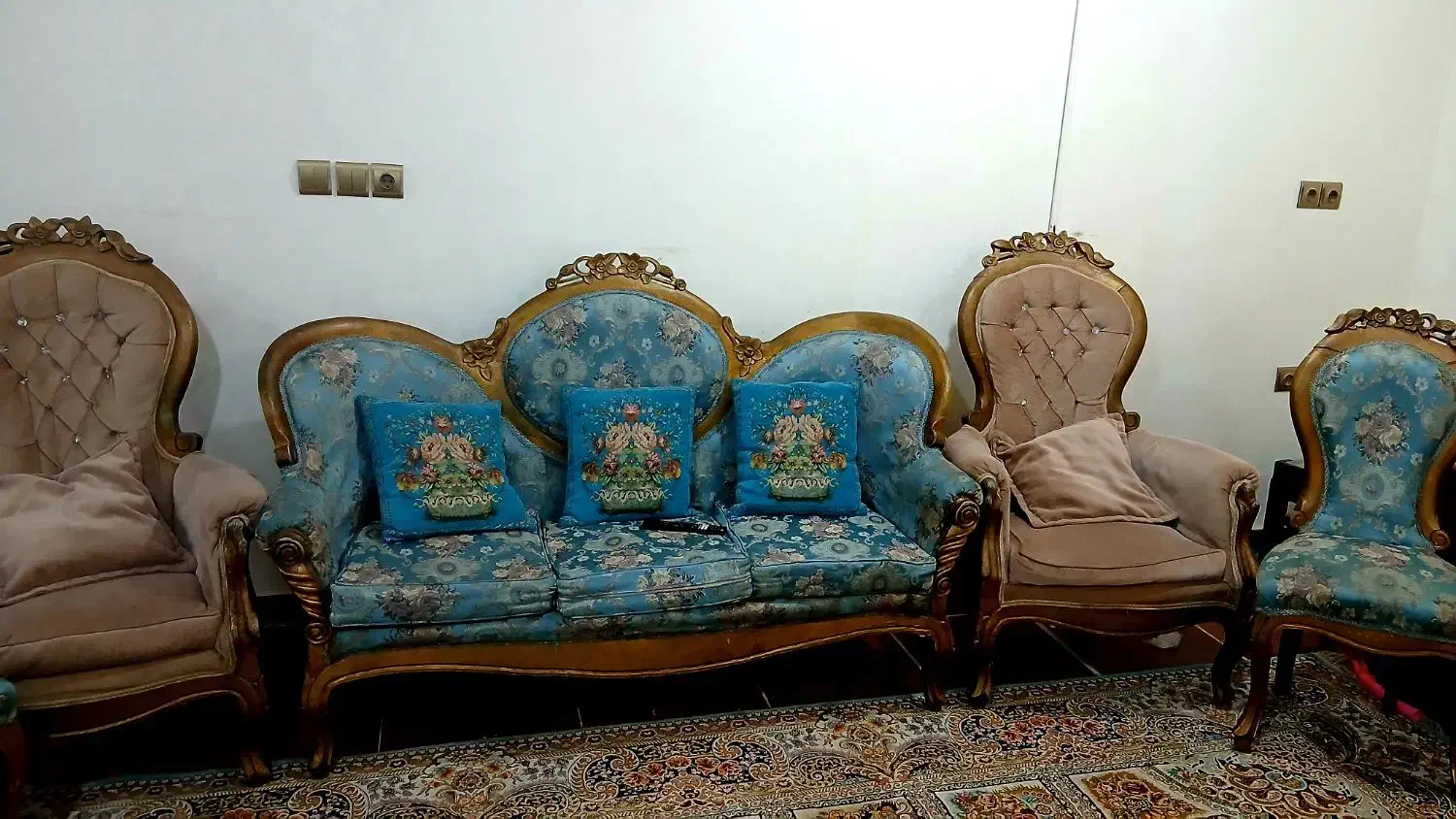 مبلمان  سلطنتی ۷ نفره|مبلمان خانگی و میز عسلی|اهواز, اسلام آباد شرقی|دیوار