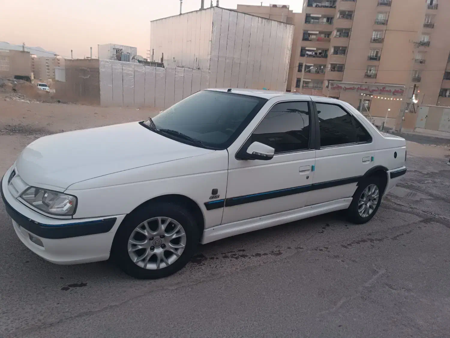 فروش پژو پارس دوگانه مدل 93|خودرو سواری و وانت|صدرا-فارس, فاز ۱|دیوار