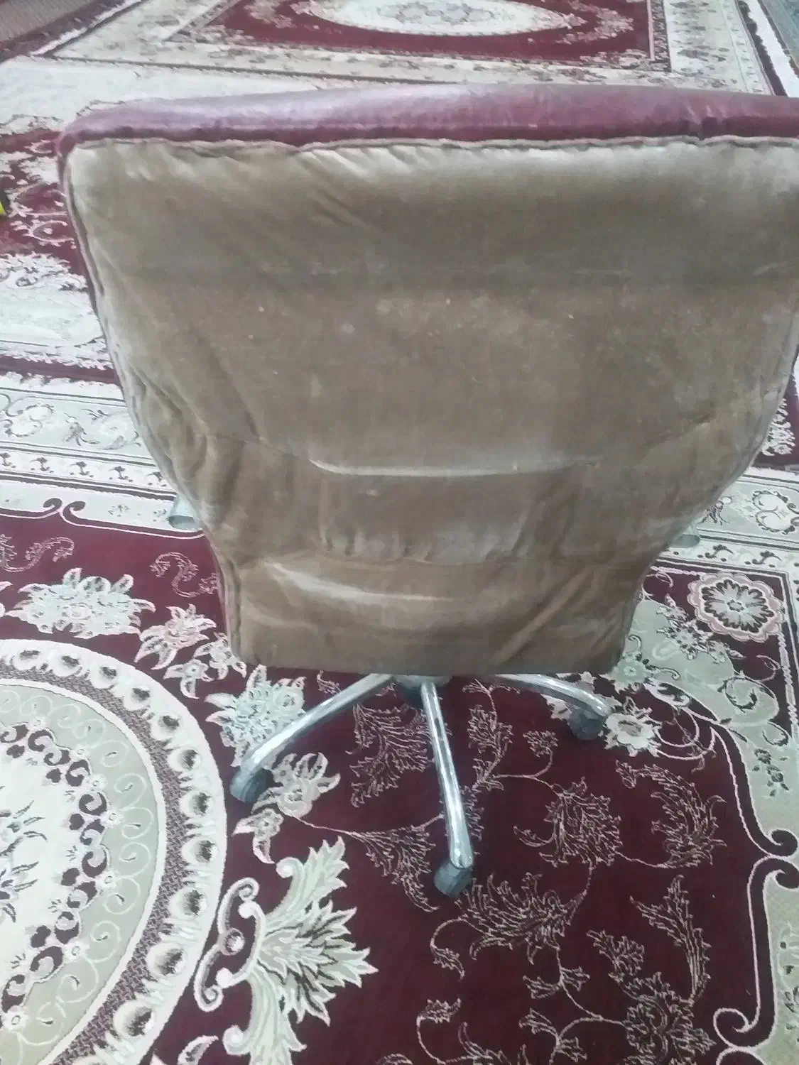 صندلی چرخ دار چرم|مبلمان اداری|کرمانشاه, |دیوار