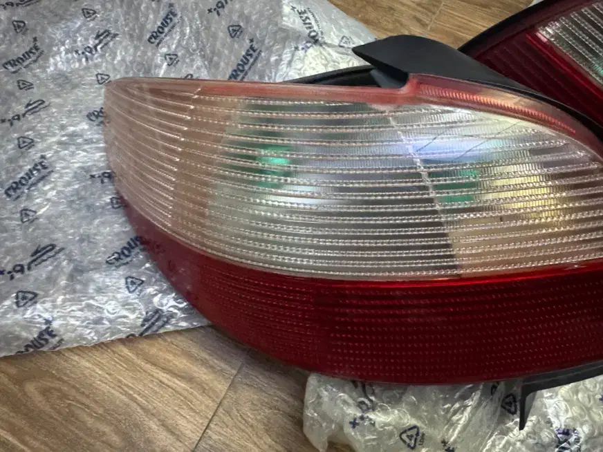 جراغ عقب۲۰۶|قطعات یدکی و لوازم جانبی|تهران, ترمینال جنوب|دیوار