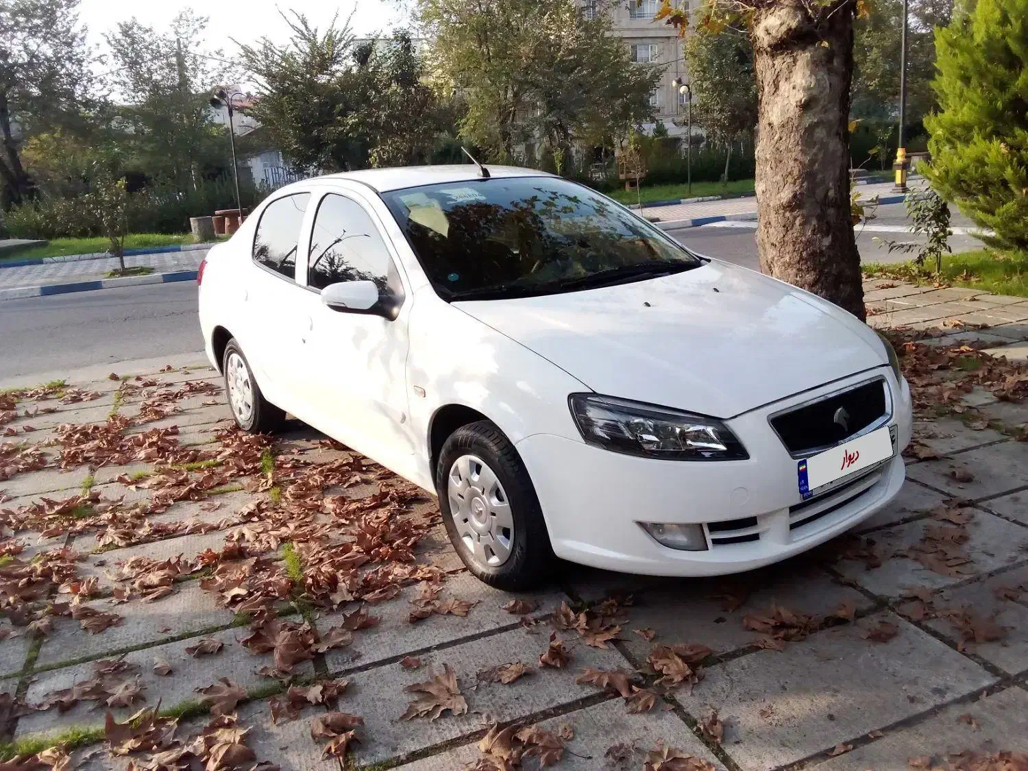 راناپلاس+مدل 1400|خودرو سواری و وانت|رشت, عینک|دیوار