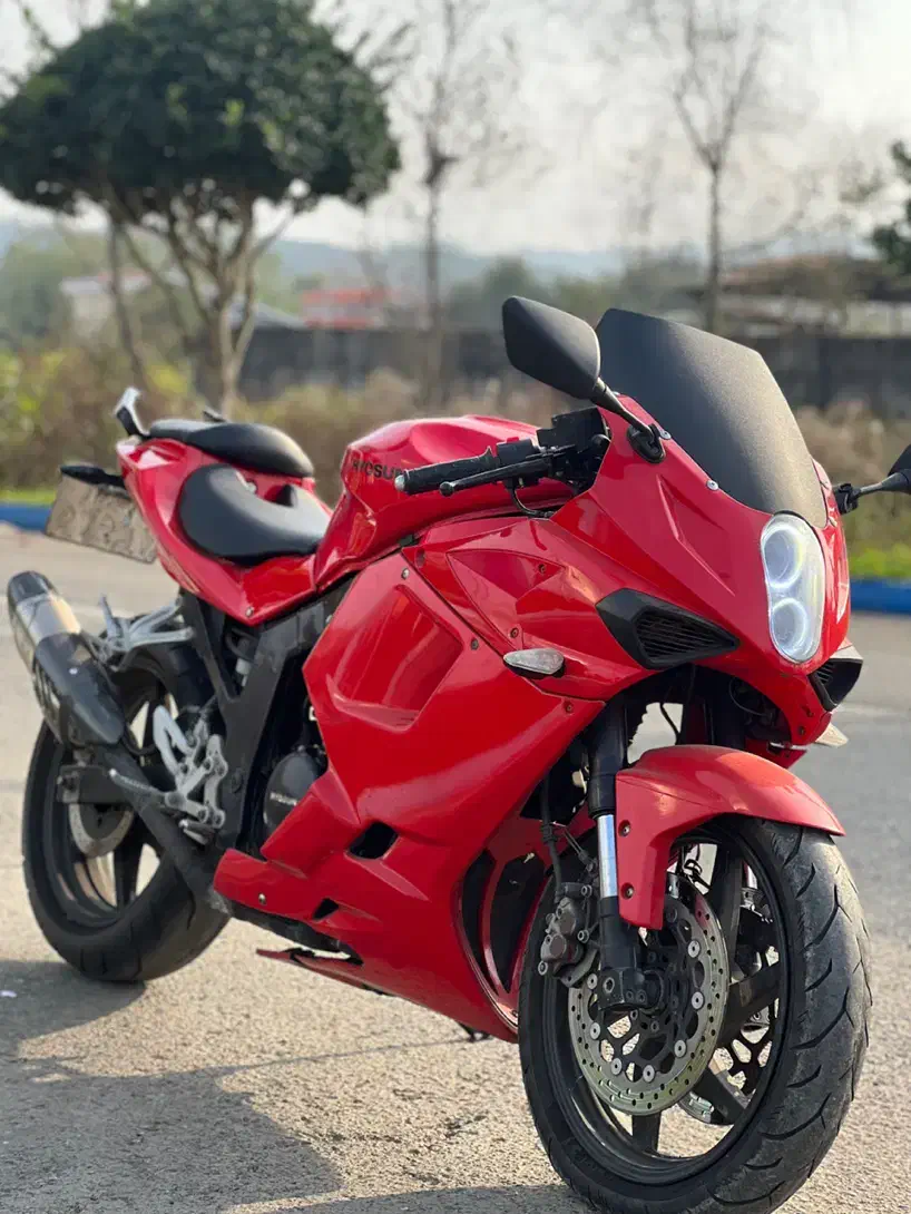 هیوسانگ ۲۵۰ جفت سیلندر سند دار|موتورسیکلت|احمدسرگوراب, |دیوار