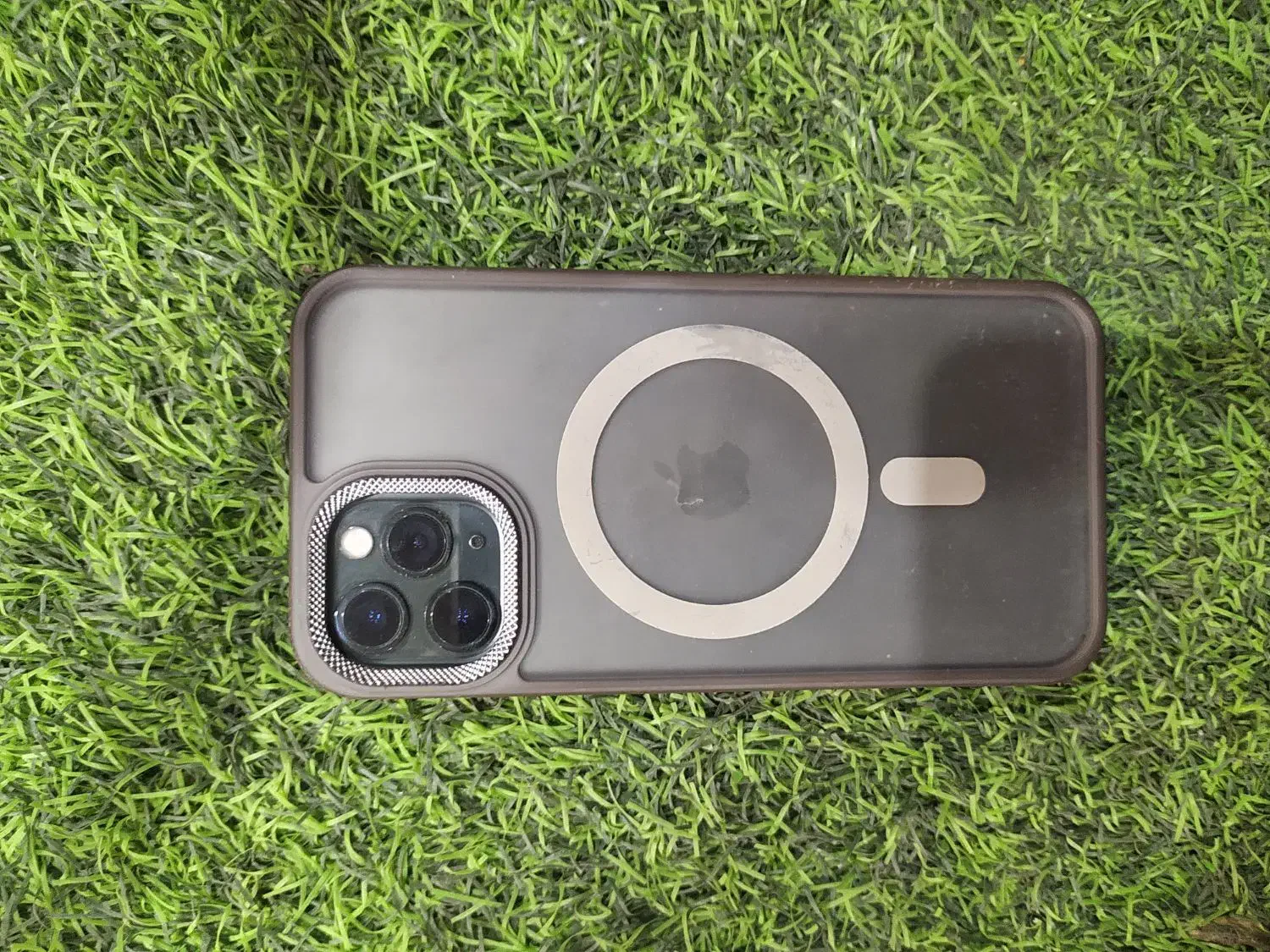 آیفون ۱۱ پرو با پاور بانک|موبایل|بیرجند, |دیوار