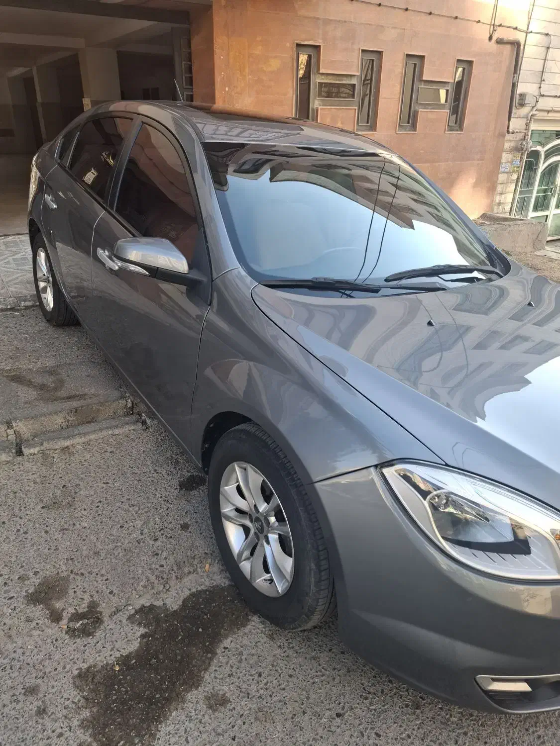 برلیانس ۳۳۰ اتومات مدل اخر ۹۵|خودرو سواری و وانت|کرج, عظیمیه|دیوار