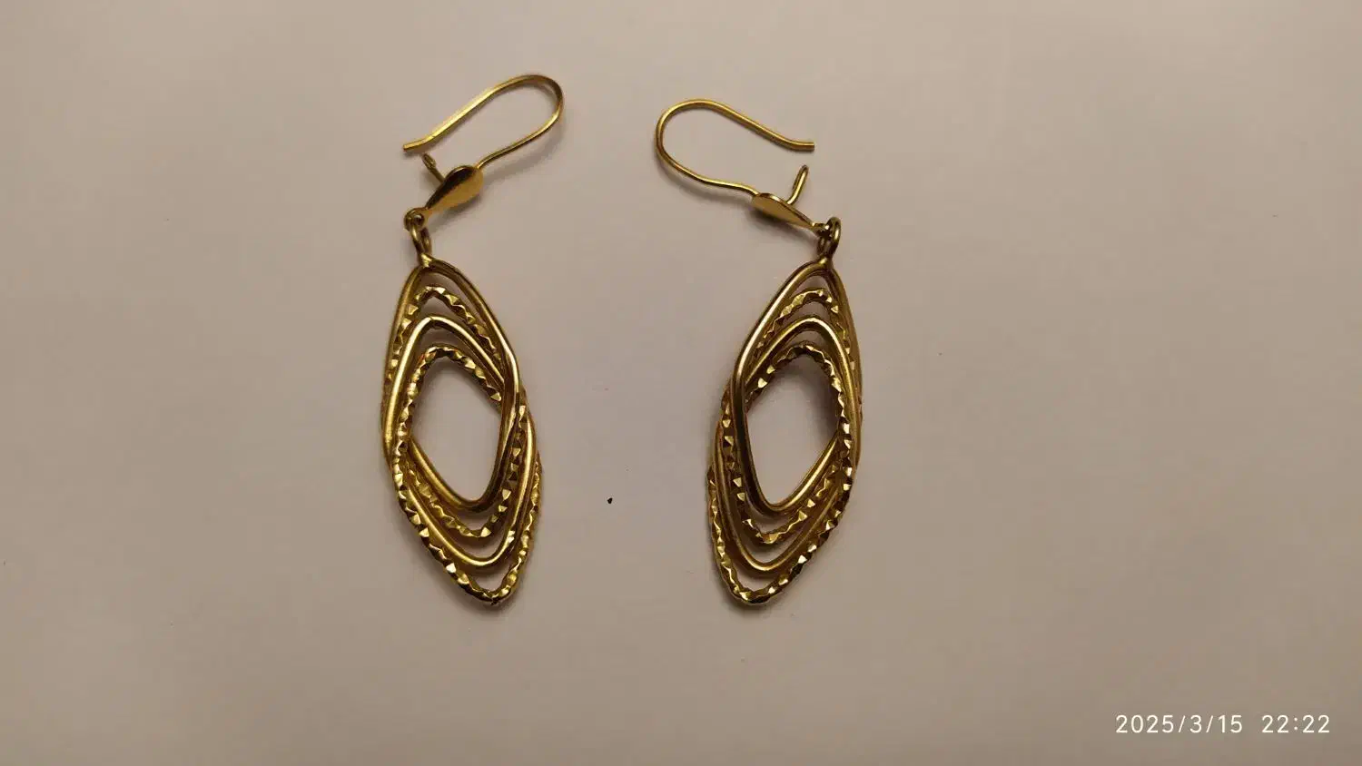 گوش واره|جواهرات|بروجرد, |دیوار