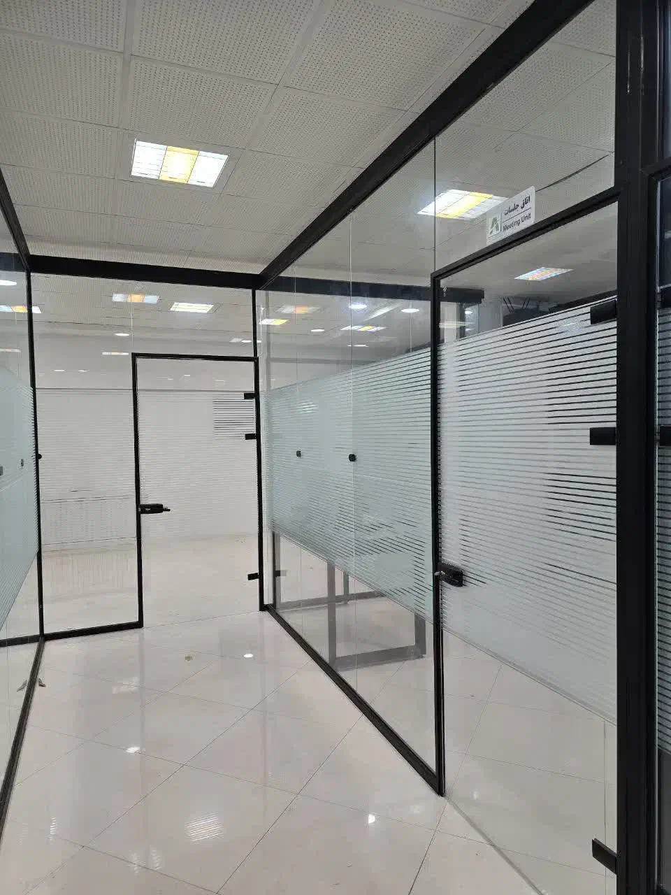 پارتیشن شیشه ای|دفتر کار|مشهد, سناباد|دیوار