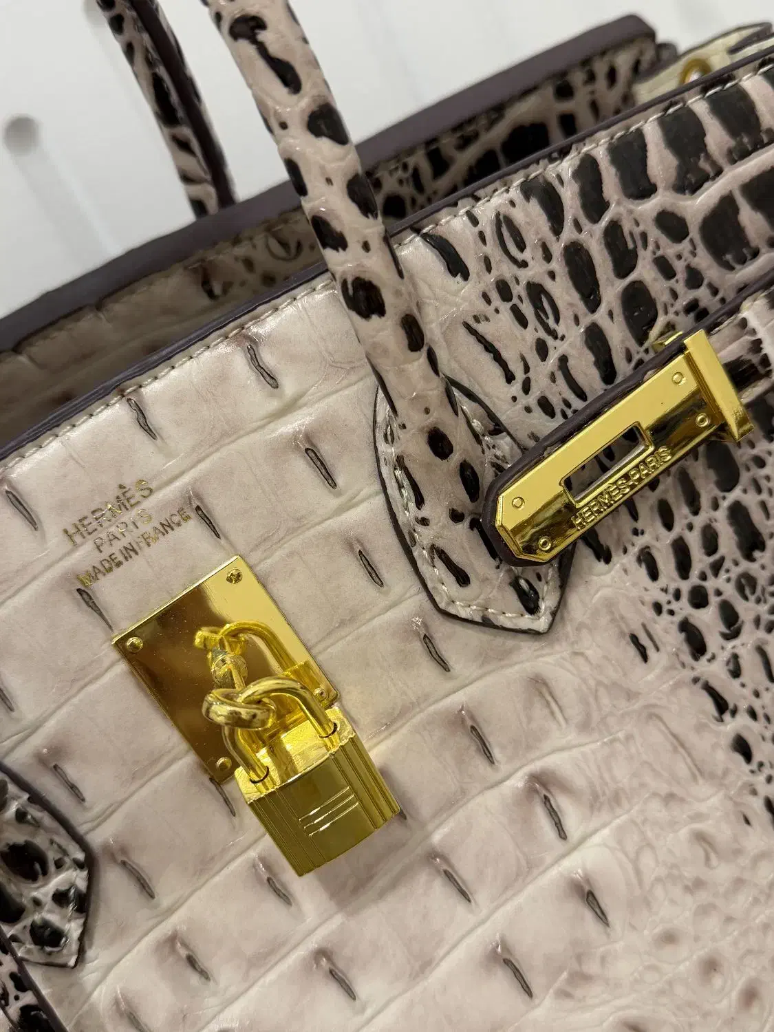 کیف هرمس|کیف، کفش، کمربند|ساری, |دیوار