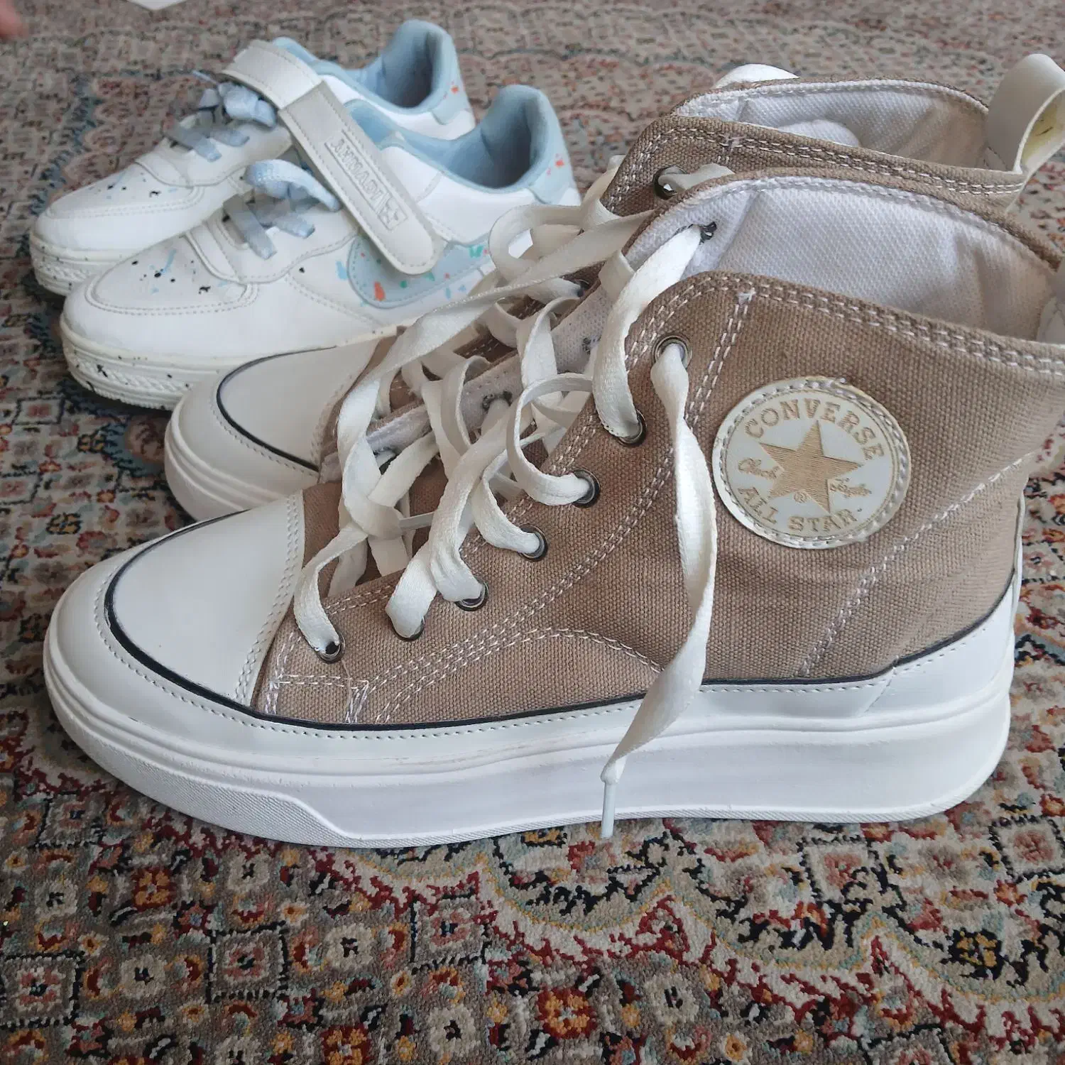 کفش|کیف، کفش، کمربند|بیرجند, |دیوار