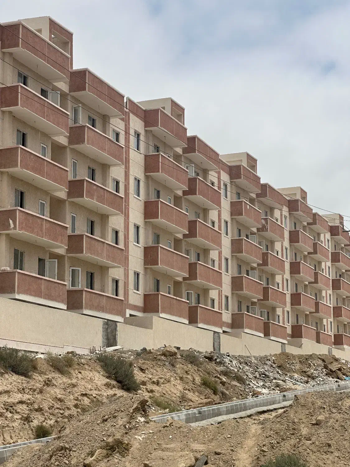 فروش امتیاز آپارتمان آماده تحویل|پیش‌فروش املاک|چابهار, |دیوار