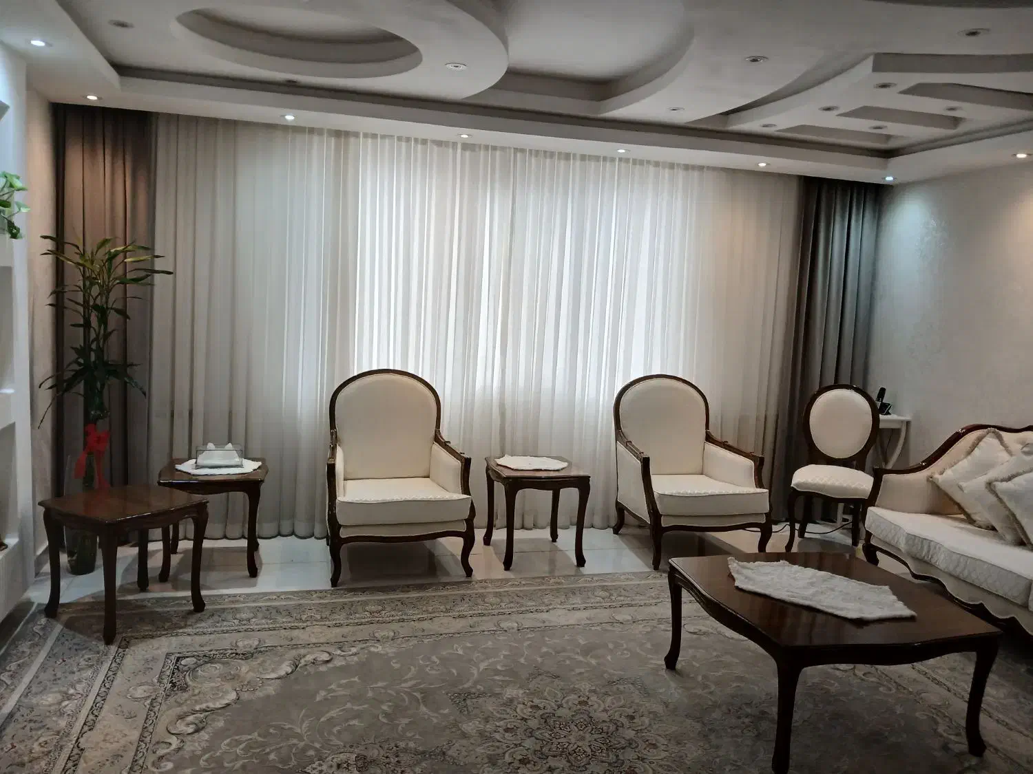 کتیبه پرده|پرده، رانر، رومیزی|پردیس, فاز ۴|دیوار