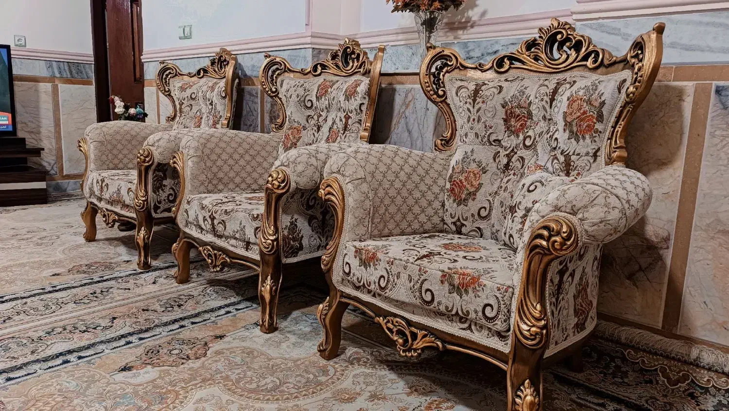 مبل سلطنتی|مبلمان خانگی و میز عسلی|سراوان, |دیوار