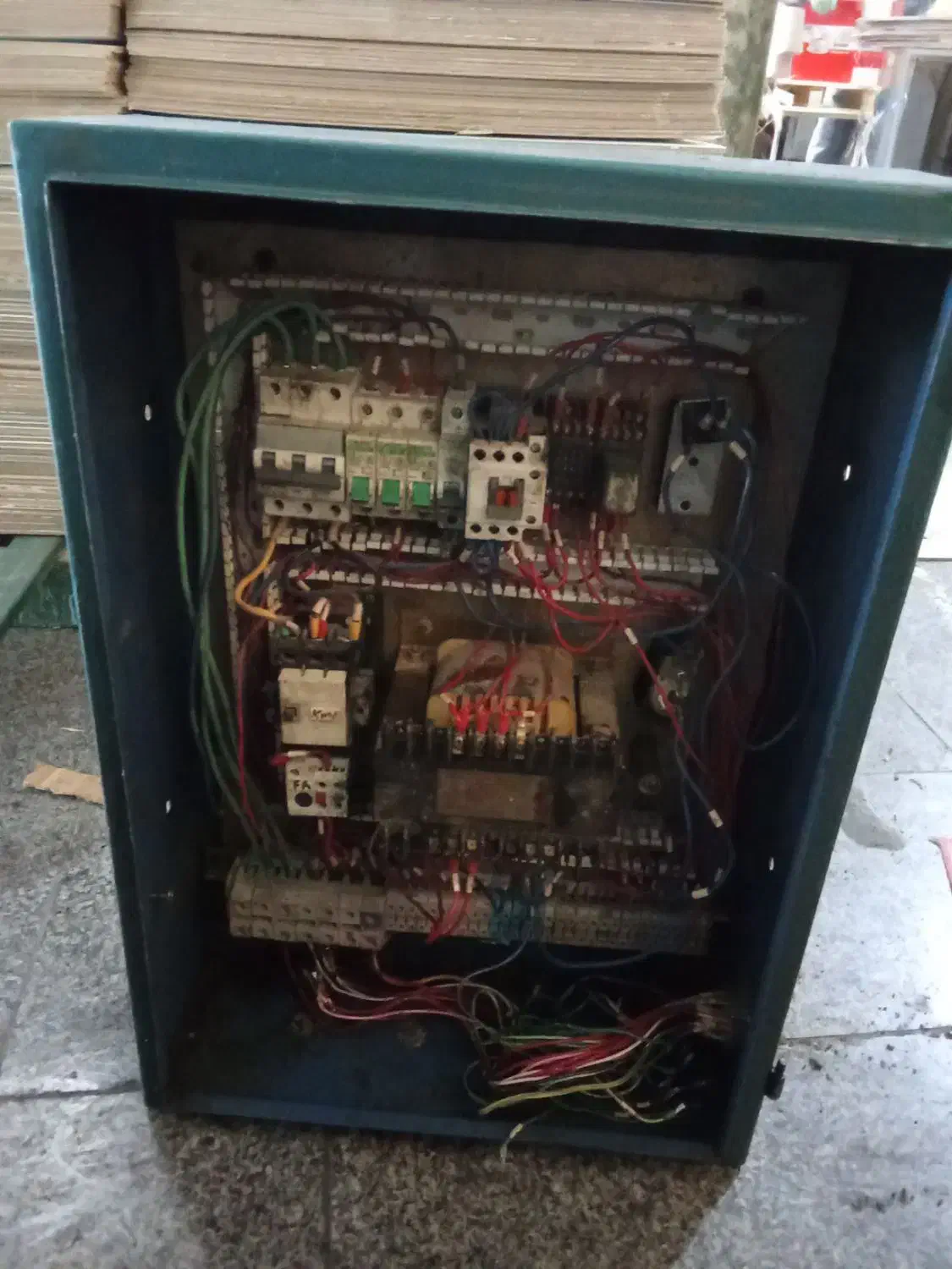 نیرو فنی ماهر و انبار دار|استخدام صنعتی، فنی، مهندسی|مشهد, شهرک صنعتی توس|دیوار