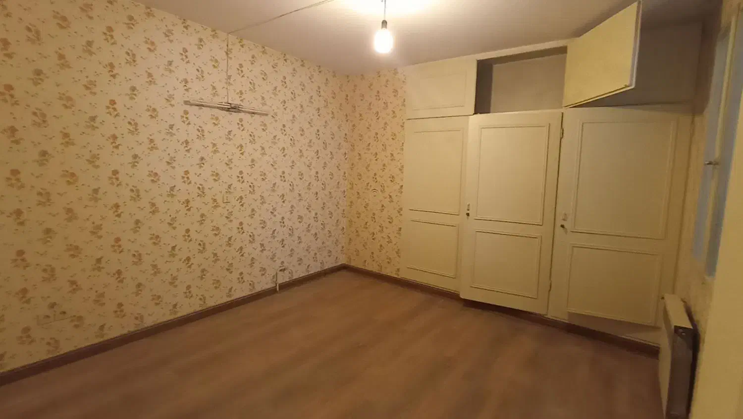 شریعتی بالاتر از خیابان ملک ۹۲ متری ۲ خوابه