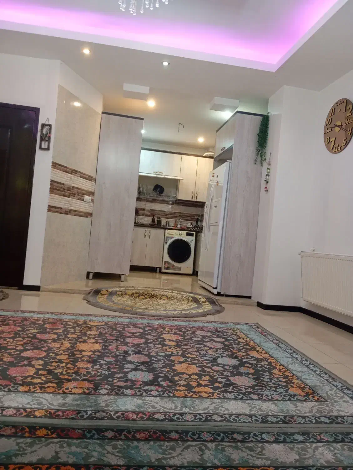 یک نفر همخانه خانم|اجارهٔ آپارتمان|کرج, شهرک آسمان|دیوار