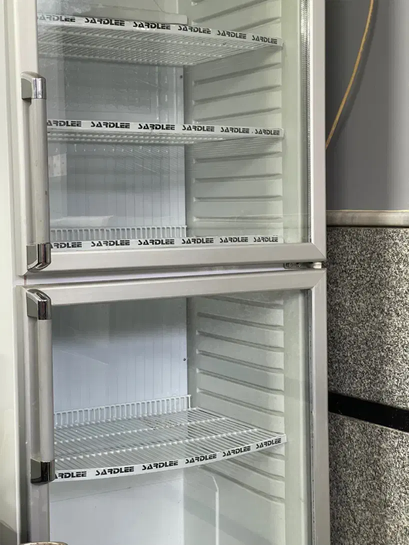 یخچال ایستاده ویترینی|یخچال و فریزر|بابل, |دیوار