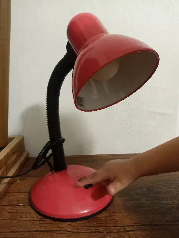 چراغ مطالعه رومیزی|لامپ و چراغ|سهند, |دیوار