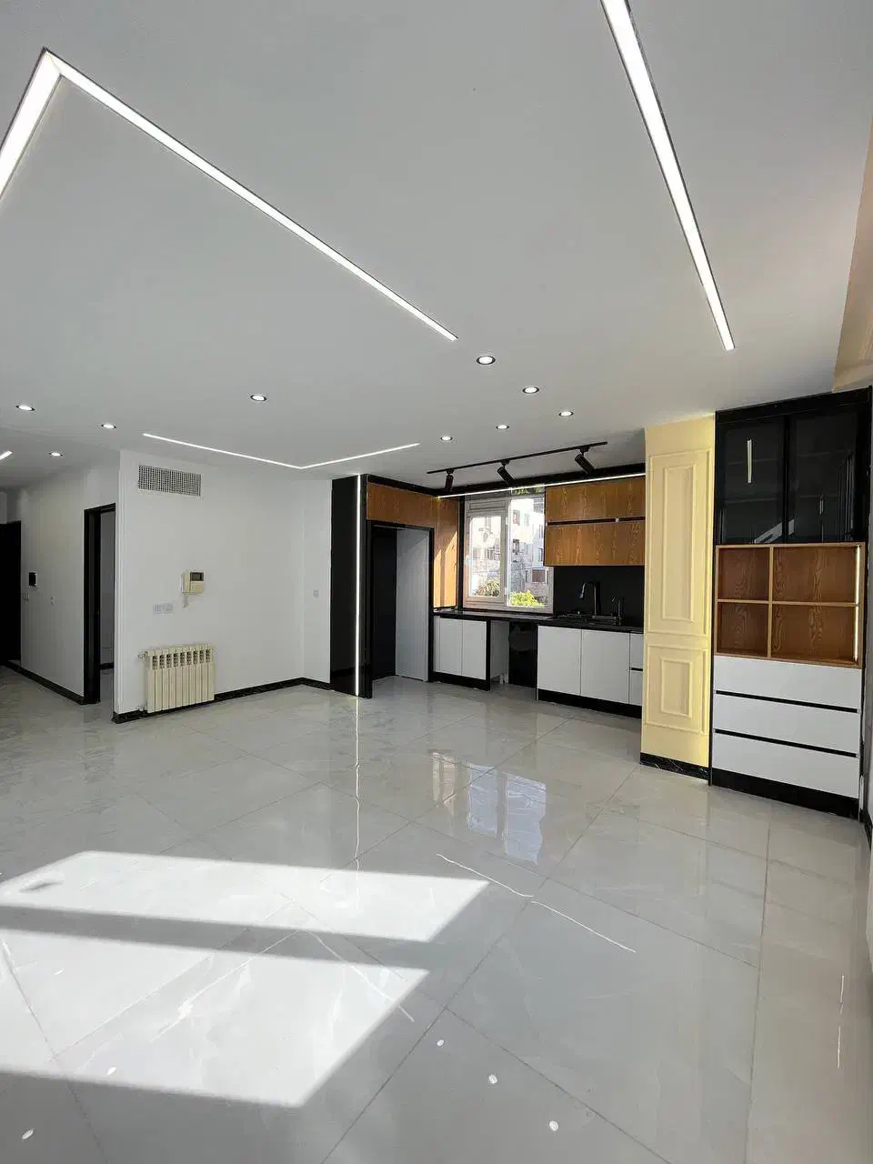 ۵۷متر+۱۵متر حیاط/پارکینگ سندی/روبه نما/سند تکبرگ|فروش آپارتمان|تهران, شهر زیبا|دیوار