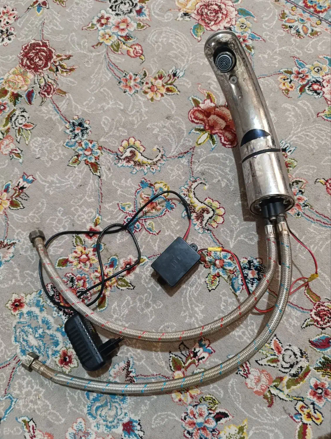 شیر چشمی کی دبلیو سی KWC اصلی|لوازم سرویس بهداشتی|هشتگرد, شهرک کوثر|دیوار