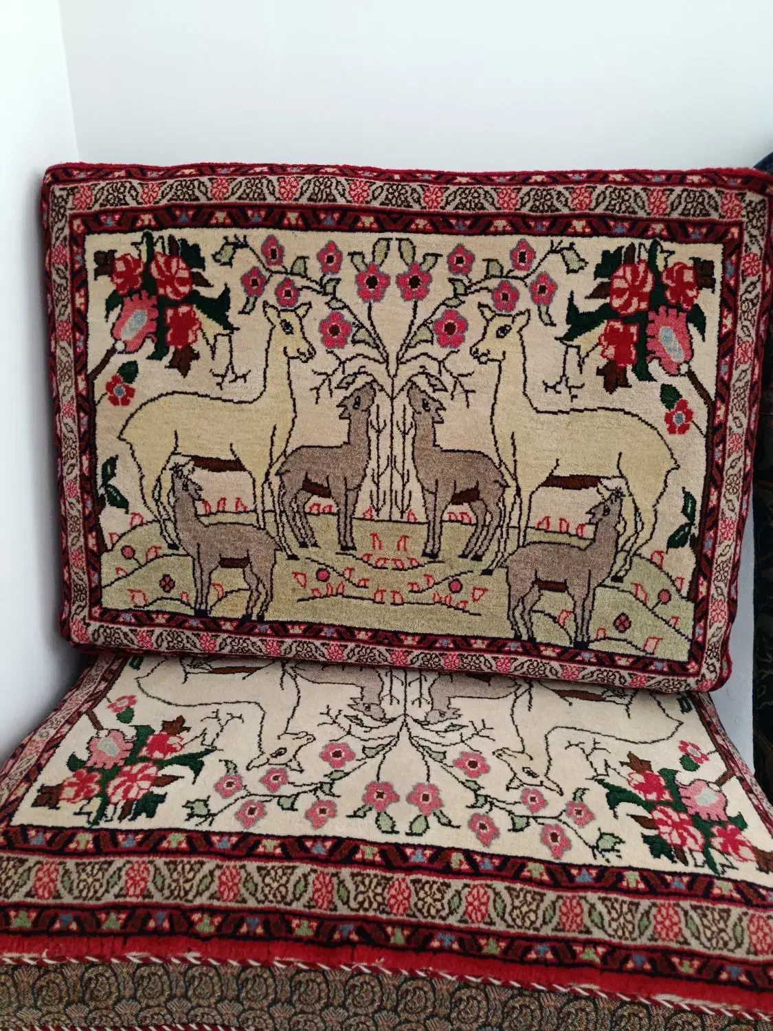 پشتی دست بافت|پشتی|سنندج, |دیوار