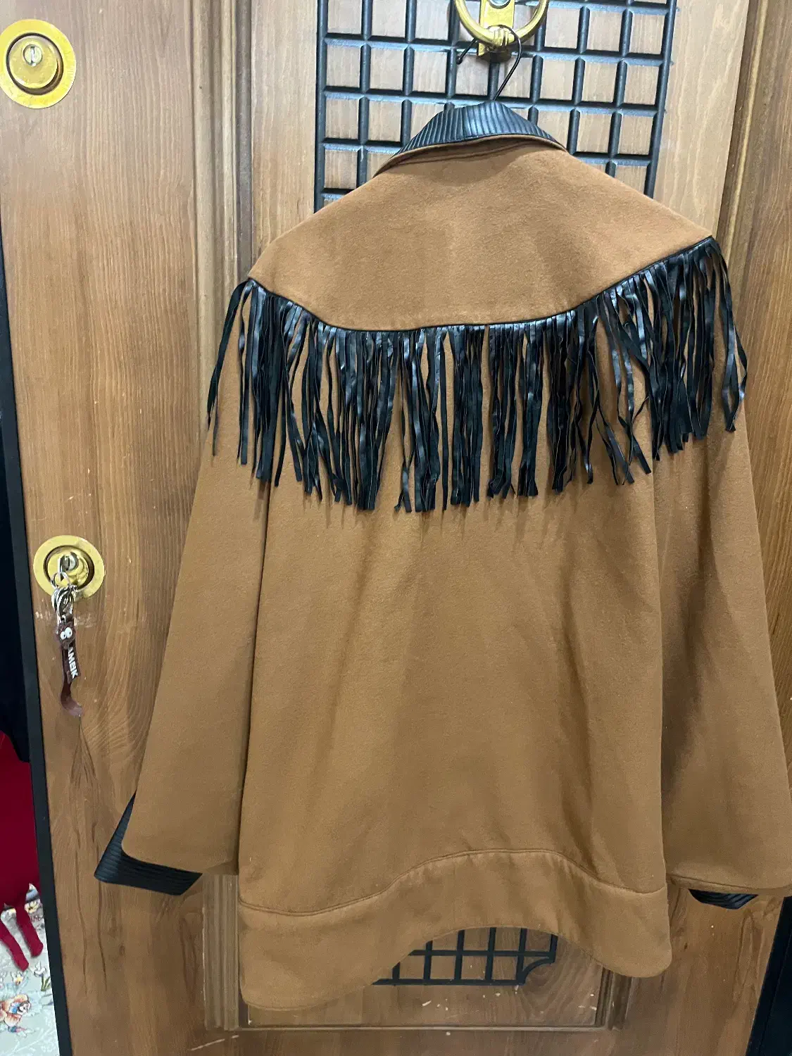 فروش جلیقه لی و پالتو|لباس|ملایر, |دیوار