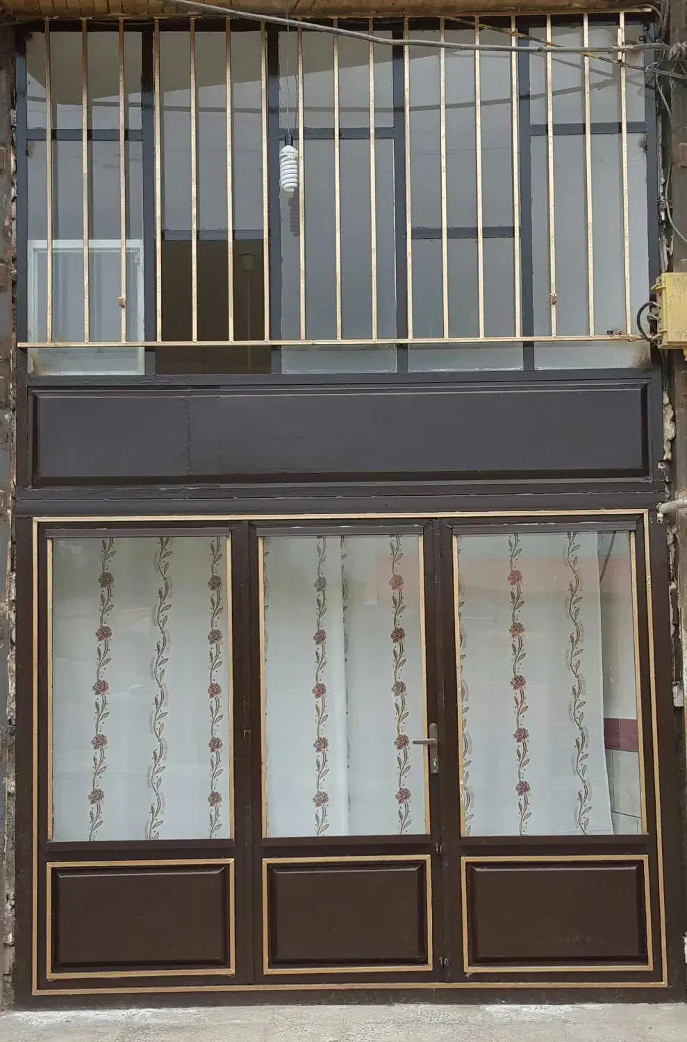 اجاره مغازه تجاری با موقعیت عالی|اجارهٔ مغازه و غرفه|آزادشهر, |دیوار