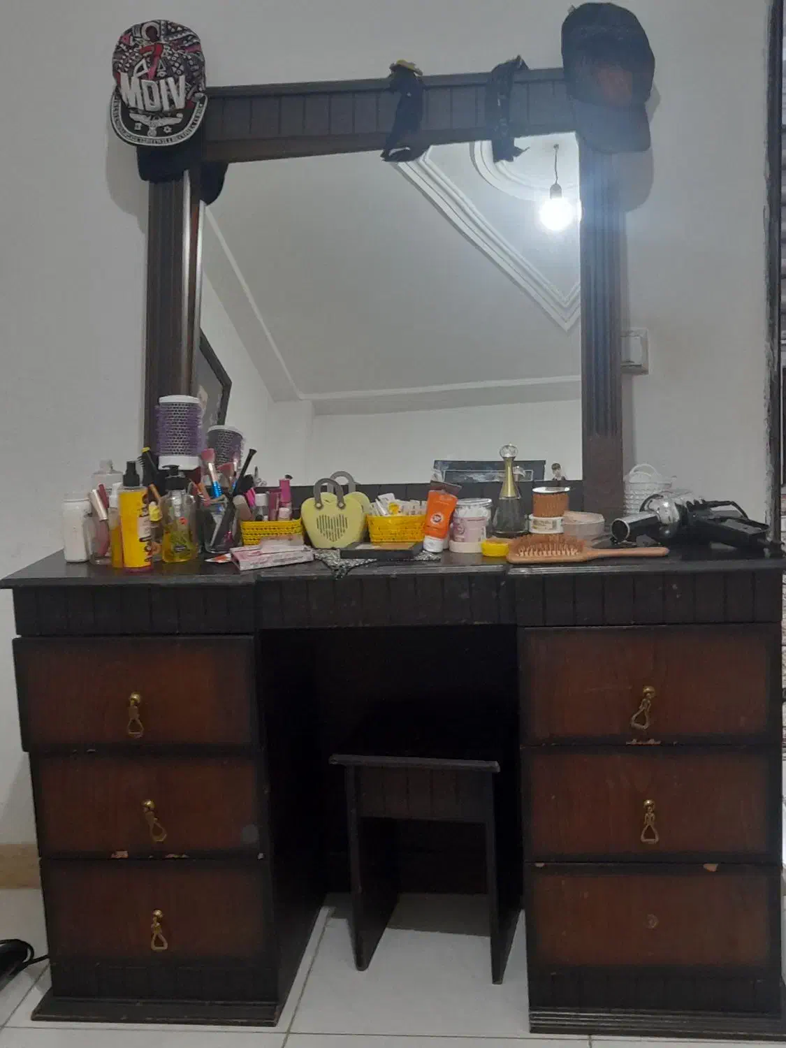 تخت بدون تشک|تخت و سرویس خواب|رشت, پیرکلاچای|دیوار