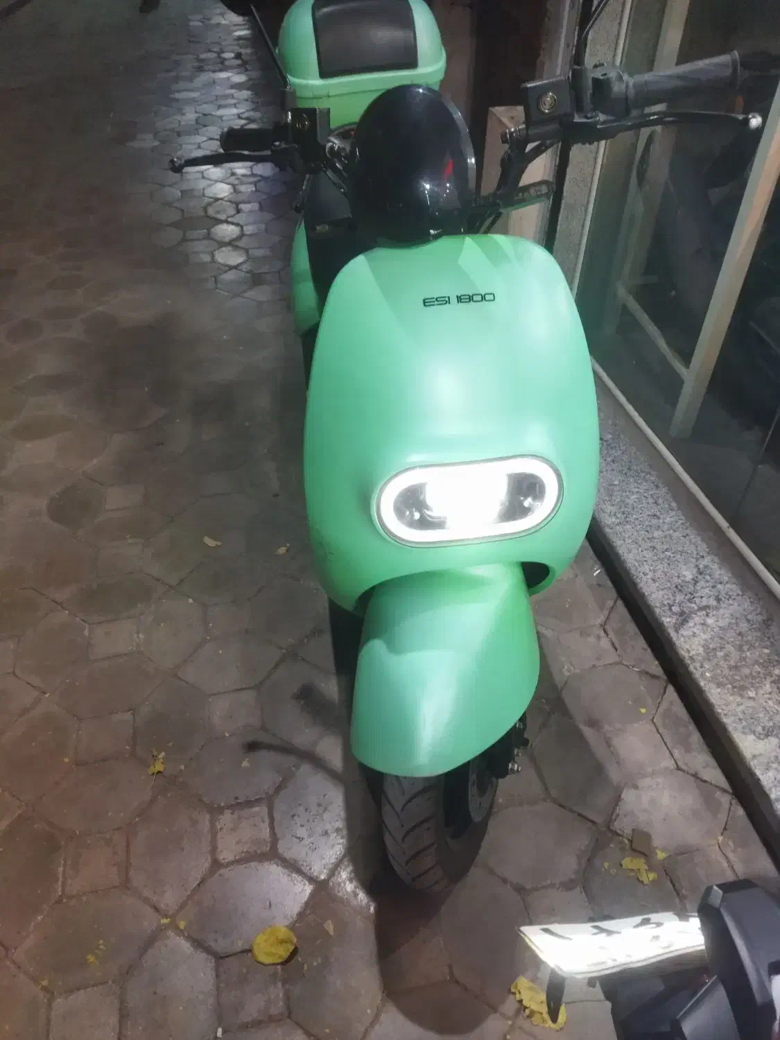 موتور برقی 1800کویر کم کار زیر قیمت|موتورسیکلت|اصفهان, مهرآباد|دیوار