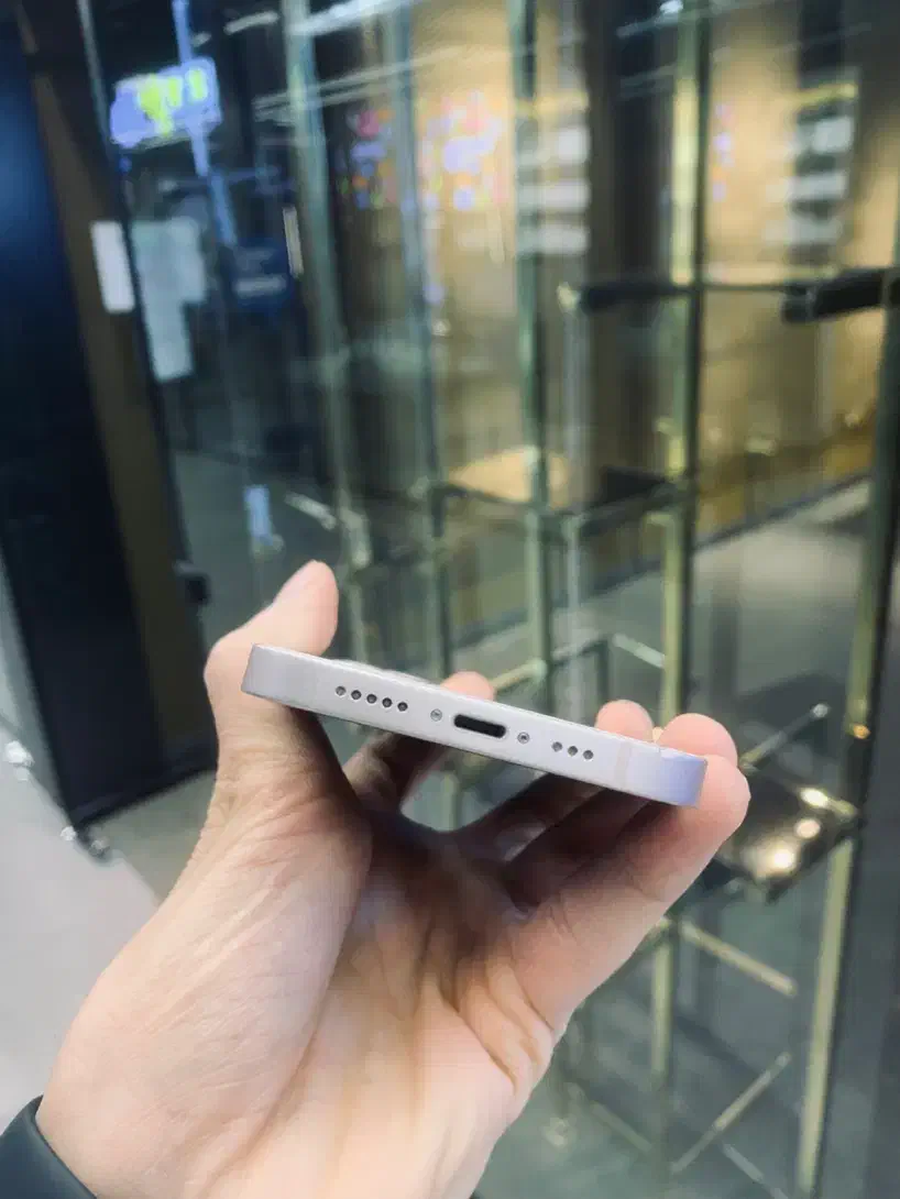 ۱۳ نرمال سالم با ضمانت باطری تعویض|موبایل|مشهد, راهنمایی|دیوار