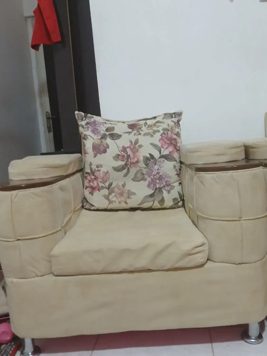 سلام عزیزان مبل به فروش میرسد|مبلمان خانگی و میز عسلی|عسلویه, |دیوار