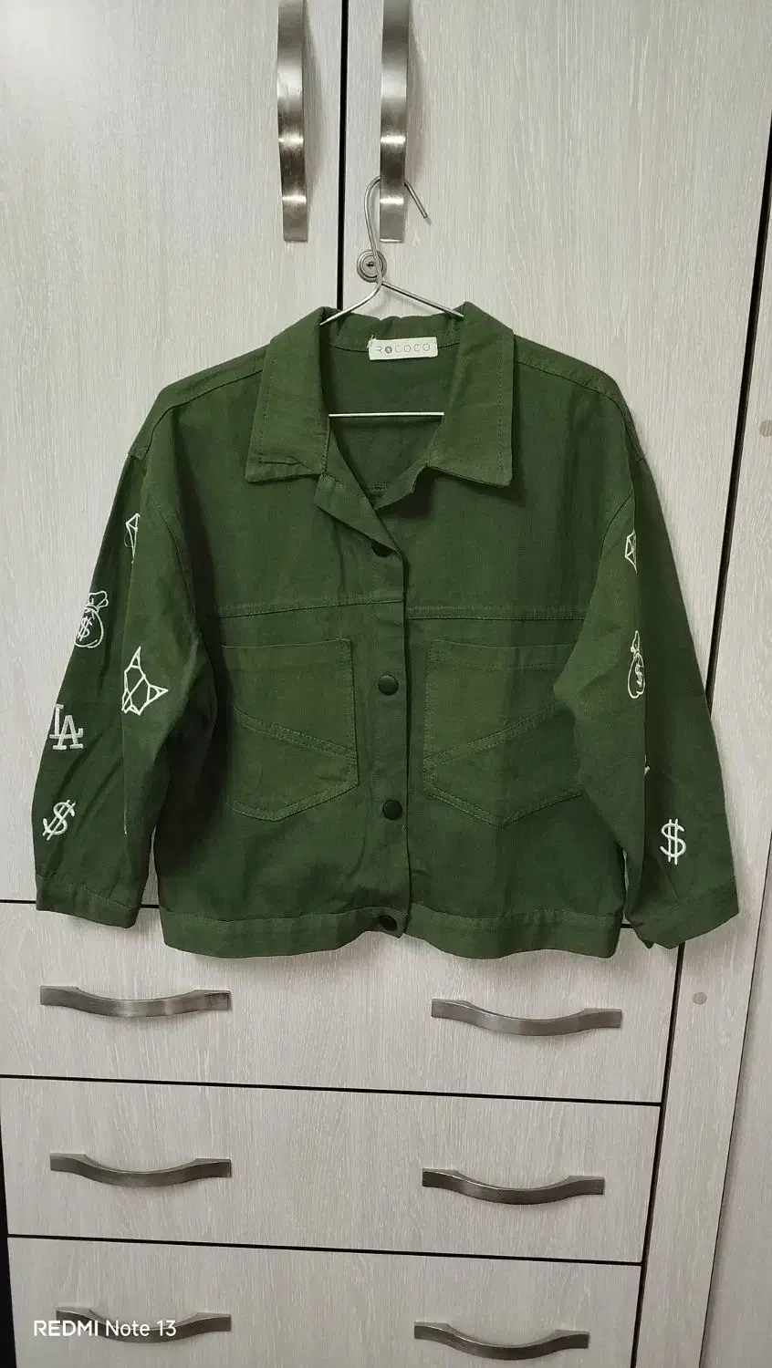 کراپ کت سبز نو|لباس|قرچک, مهدیه|دیوار