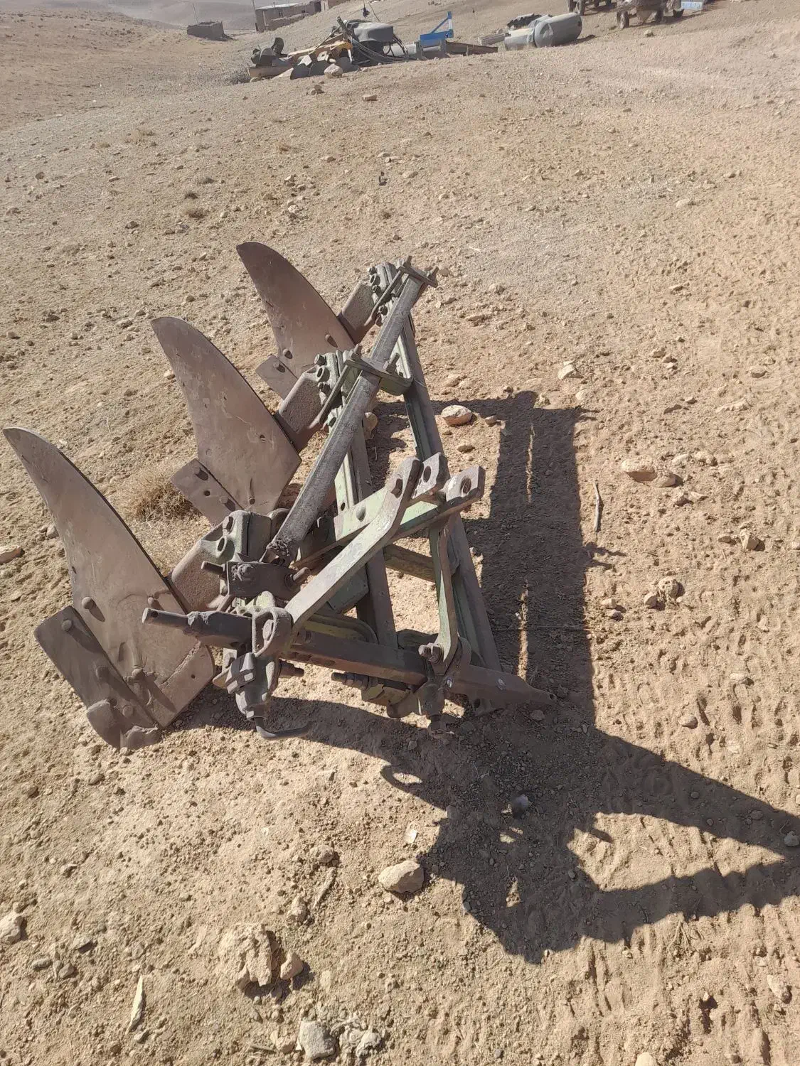 فروش دوعددخیش یک عددخیش موشی ویکعددخیش رومانی|قطعات یدکی و لوازم جانبی|سمیرم, |دیوار