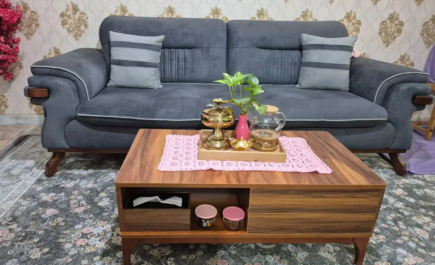 مبل تخت شو|مبلمان خانگی و میز عسلی|خمام, |دیوار