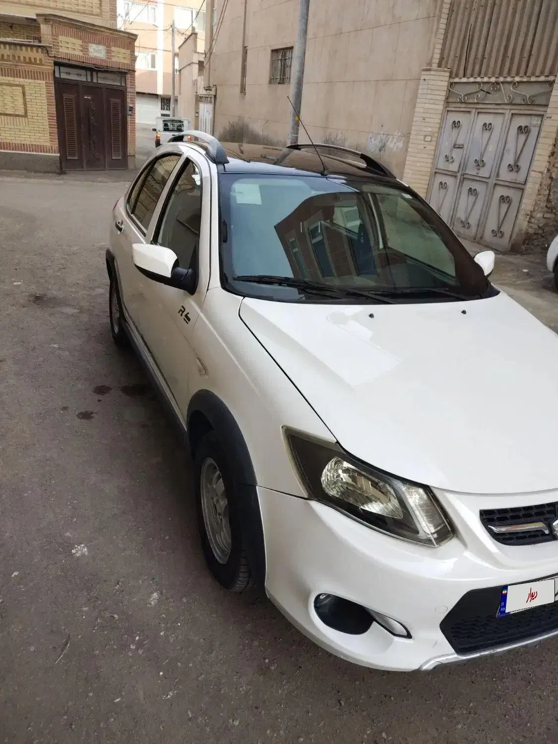 کوییک R|خودرو سواری و وانت|سبزوار, قائم|دیوار