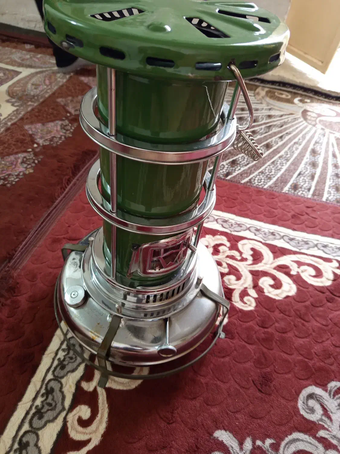 بخاری نفتی کلکسیونی عالی نسب یک بار استفاده شده|بخاری، هیتر، شومینه|لار, |دیوار