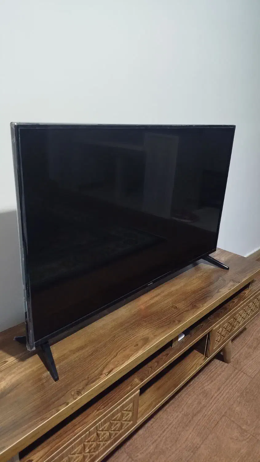 تلویزیون LEDپارس۴۳اینچ|تلویزیون و پروژکتور|لنگرود, |دیوار