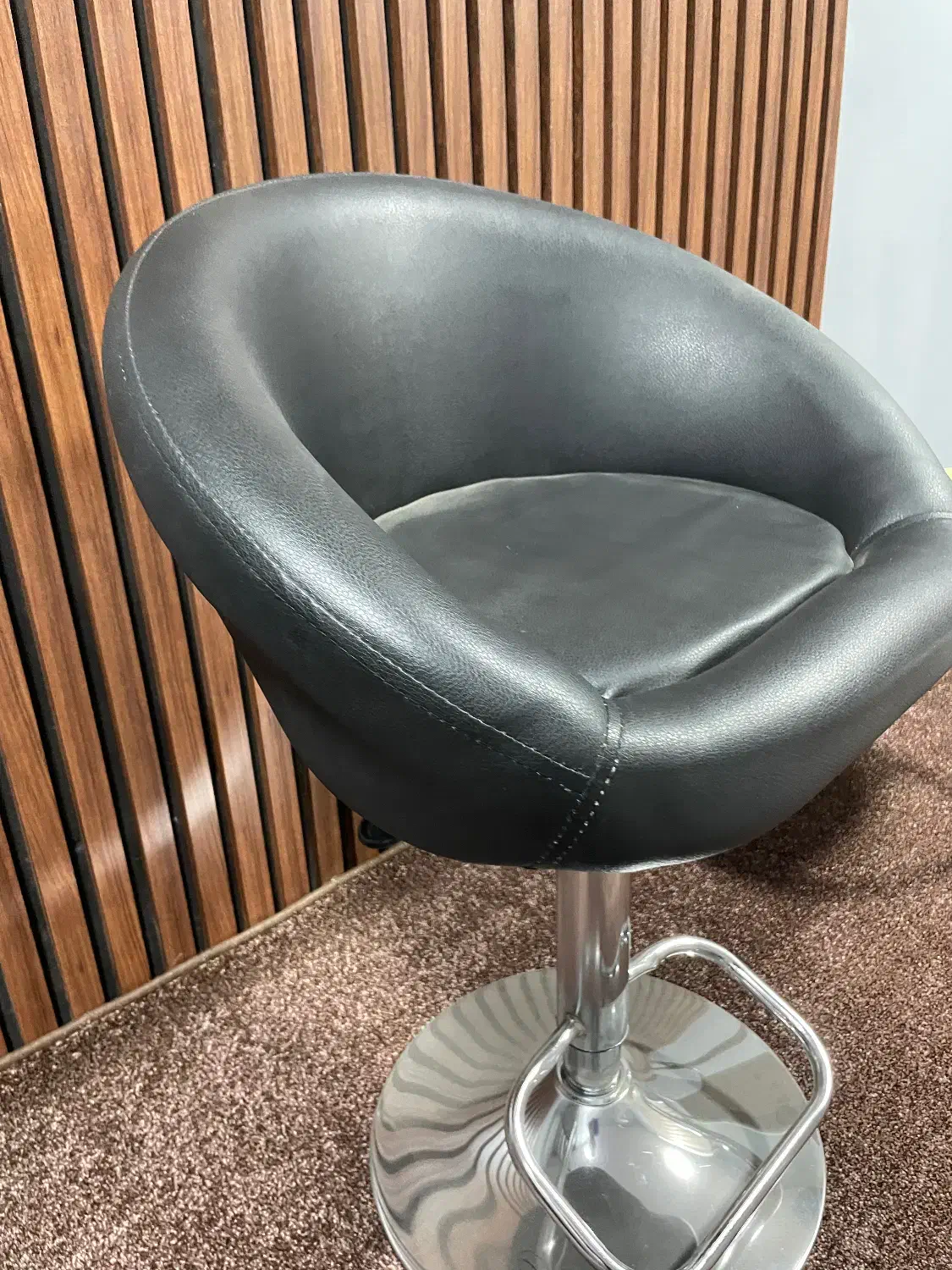 صندلی گردان شیک|صندلی و نیمکت|پارس‌آباد, |دیوار