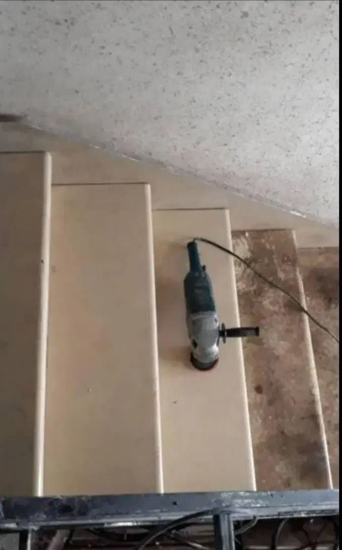 ساب /کفسابی انواع سنگ موزائیک و بتن|خدمات نظافت|چابهار, |دیوار