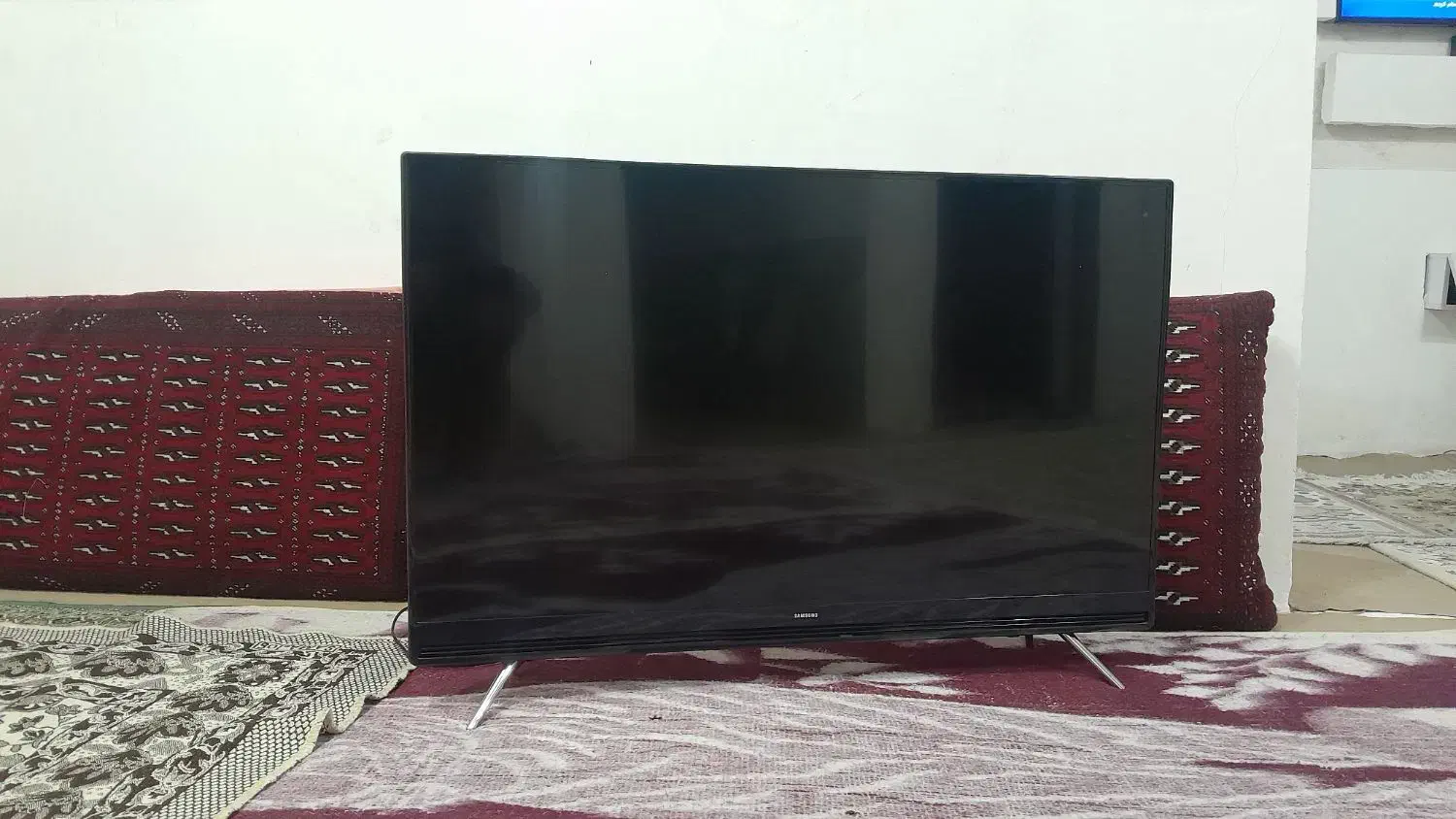 تلویزیون ۴۳ اینچ فول HD سامسونگ|تلویزیون و پروژکتور|سبزوار, هویزه|دیوار