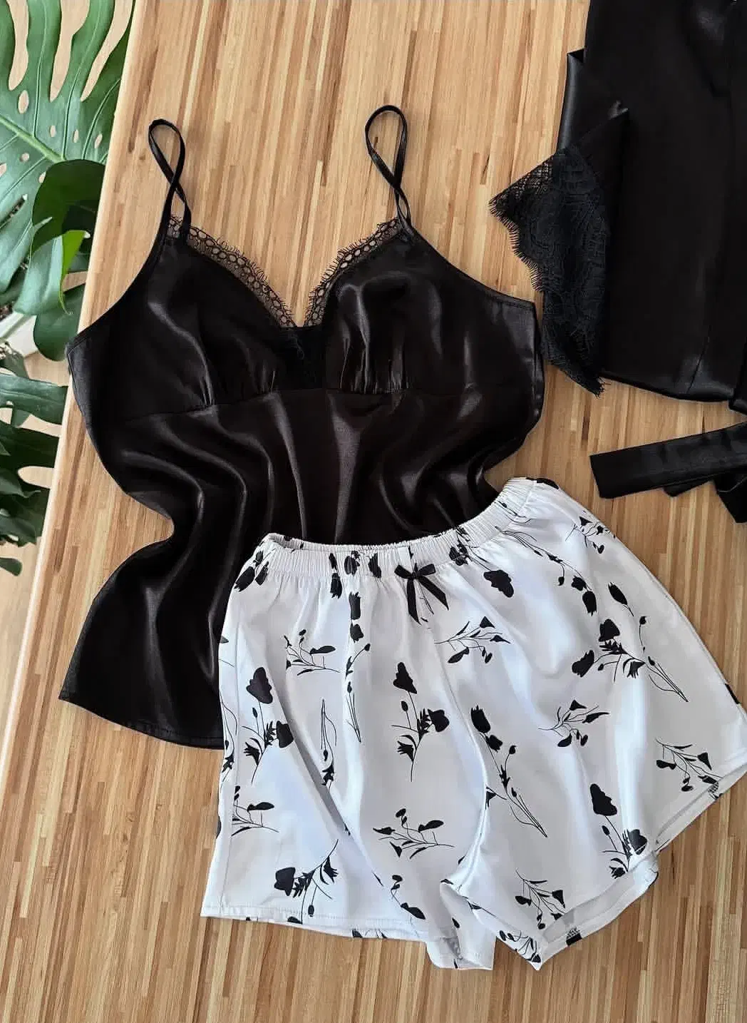 هدیه ی روز زن|لباس|بندر ماهشهر, |دیوار