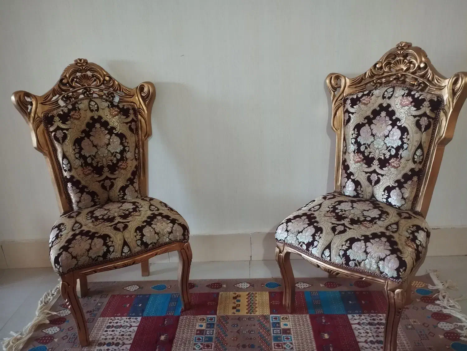 مبل سلطنتی ۹ نفره|مبلمان خانگی و میز عسلی|تربتحیدریه, شهرک ولیعصر|دیوار